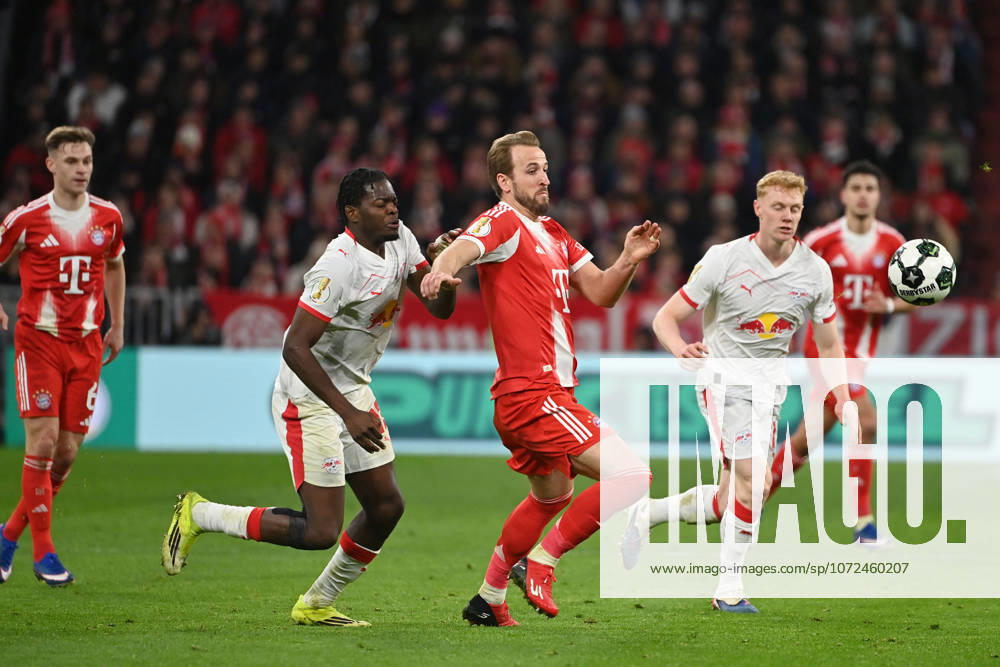 Harry KANE Bayern Muenchen , action,duel against Junior Casstello LUKEBA L Football DFB Cup , quarter-final FC Bayern Muenchen RB Leipzig 2 0 on 11 02 2026 Season 2025 2026 A L L I A N Z A R E N A
