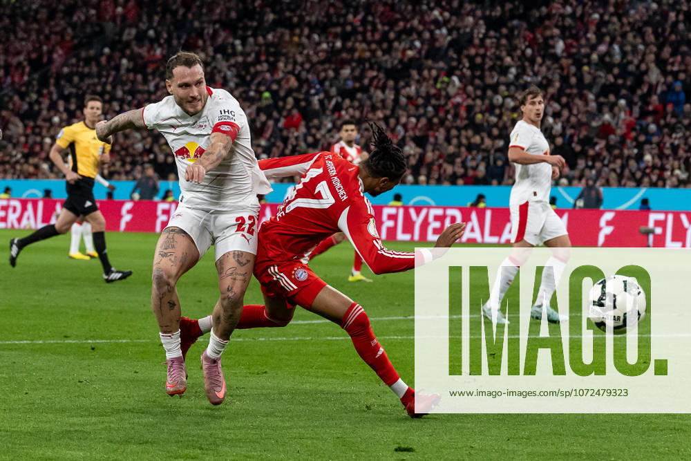 Fight for the ball duel between Michael Olise FC Bayern Muenchen, 17 and David Raum RB Leipzig, 22 GER, FC Bayern Muenchen vs RB Leipzig, Football, DFB Pokal, Quarterfinal, Season 2025 2026, 11 02 2026 GER, FC Bayern Muenchen vs RB Leipzig, Football, DFB Cup, quarter-finals, 2025 2026 season, 11 02 2026 Muenchen