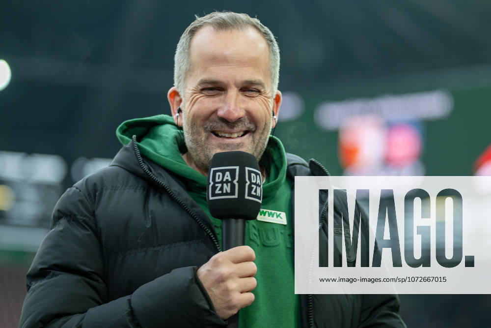 Manuel Baum FC Augsburg, Head Coach , GER, FC Augsburg vs 1 FC Heidenheim, Football, Bundesliga, Matchday 22, Season 2025 2026, 15 02 2026, DFL DFB REGULATIONS PROHIBIT ANY USE OF PHOTOGRAPHS AS IMAGE SEQUENCES AND OR QUASI VIDEO, GER, FC Augsburg vs 1 FC Heidenheim, Football, Bundesliga, Matchday 22, Season 2025 2026, 15 02 2026 Heidenheim