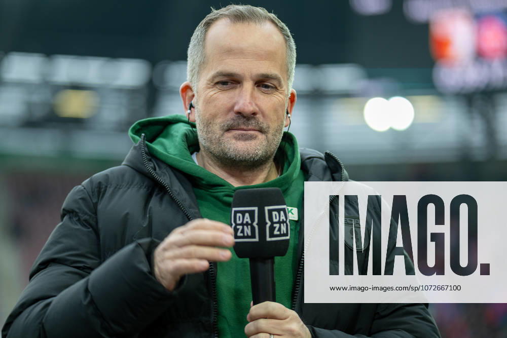 Manuel Baum FC Augsburg, Head Coach , GER, FC Augsburg vs 1 FC Heidenheim, Football, Bundesliga, Matchday 22, Season 2025 2026, 15 02 2026, DFL DFB REGULATIONS PROHIBIT ANY USE OF PHOTOGRAPHS AS IMAGE SEQUENCES AND OR QUASI VIDEO, GER, FC Augsburg vs 1 FC Heidenheim, Football, Bundesliga, Matchday 22, Season 2025 2026, 15 02 2026 Heidenheim