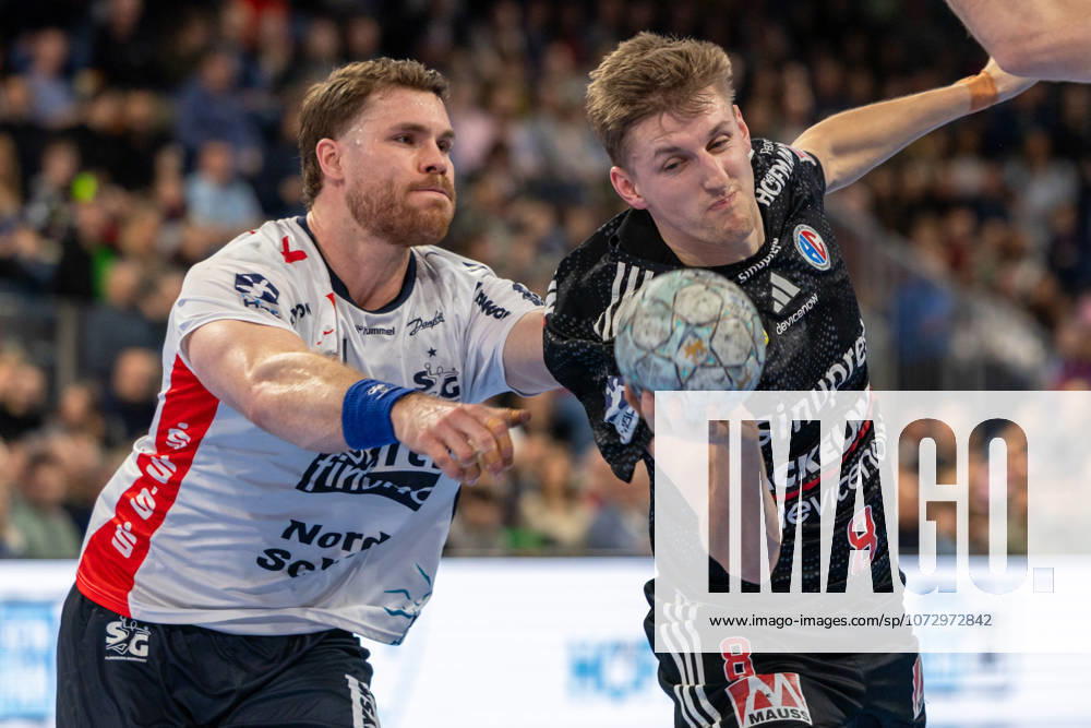 Viggo Kristjansson HC Erlangen, 73 Johannes Golla SG Flensburg Handewitt, 04 HC Erlangen vs SG Flensburg Handewitt, Handball, 1 Handball Bundesliga, Season 2025 2026, 22 Matchday, 21 02 2026 HC Erlangen vs SG Flensburg Handewitt, Handball, 1 Handball Bundesliga, Season 2025 2026, 22 Matchday, 21 02 2026 Nuremberg