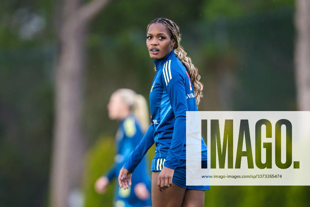 Evelyn Ijeh of the Swedish women s national football at a training session on February 25, 2026 in Albufeira Photo Ludvig Thunman BILDBYRAN code LT LT0773 fotboll football soccer fotball träning practice training sverige sweden dam bbeng