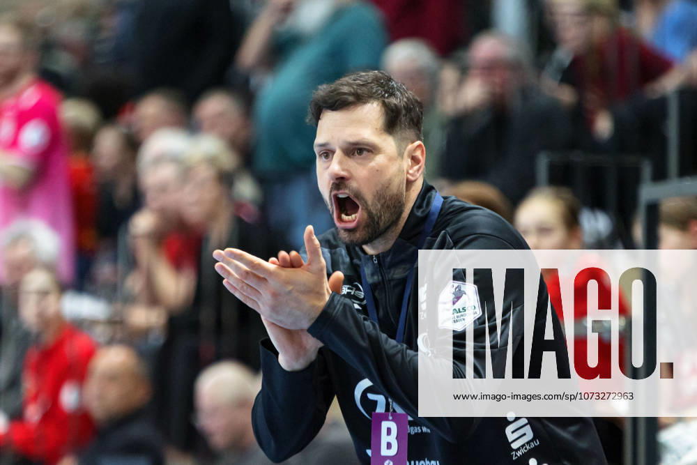 Coach Norman Rentsch Zwickau , SV Union Halle Neustadt vs BSV Sachsen Zwickau, Alsco Handball Bundesliga Women, Season 2025 26, 18 Matchday, 25 02 2026 Halle SWH Arena Sachsen Anhalt Germany