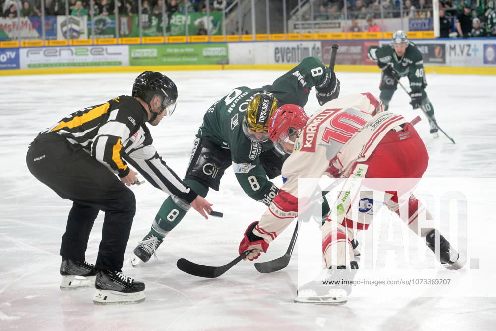 Jack Dugan Bietigheim Steelers, 08 in duel at the face-off with Julian Kornelli EV Landshut, 10 Bietigheim Steelers vs EV Landshut, Ice Hockey, DEL 2, 49 Matchday, Season 2025 2026, 27 02 2026 Bietigheim Steelers vs EV Landshut, Ice Hockey, DEL 2, 49 Matchday, Season 2025 2026, 27 02 2026 Bietigheim