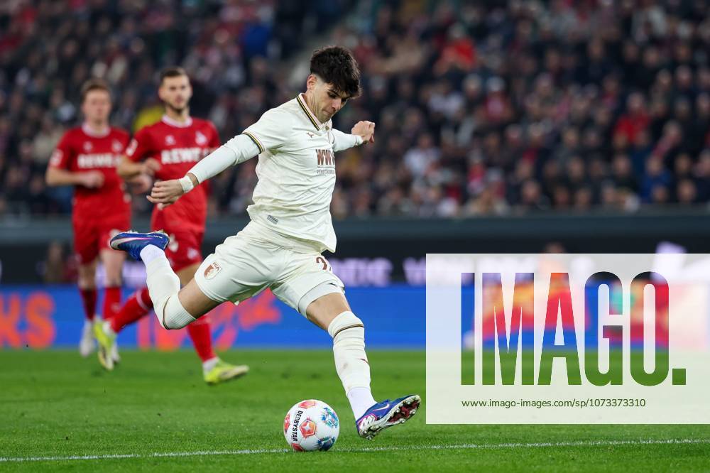 Rodrigo Ribeiro 21 FC Augsburg , FC Augsburg vs 1 FC Koeln, Football, 1 Bundesliga, 24 Matchday, 27 02 2026 DFB regulations prohibit any use of photographs as image sequences and or quasi video Augsburg Bayern Germany