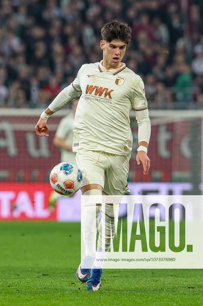 Rodrigo Ribeiro 21 FC Augsburg , FC Augsburg vs 1 FC Koeln, Football, 1 Bundesliga, 24 Matchday, 27 02 2026 DFB regulations prohibit any use of photographs as image sequences and or quasi video Augsburg Bayern Germany