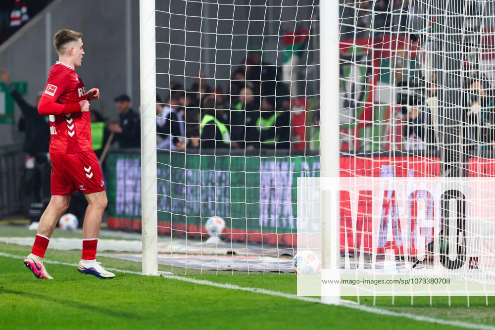Team FC Augsburg Goal for 2 0 at the match between FC Augsburg v 1 FC Köln, Football, Men, Bundesliga, 2025 2026, 24 Matchday on 27 02 2026 in Augsburg, WWK ARENA DFL and DFB regulations prohibit any use of photographs as image sequences and or quasi video Bayern Germany