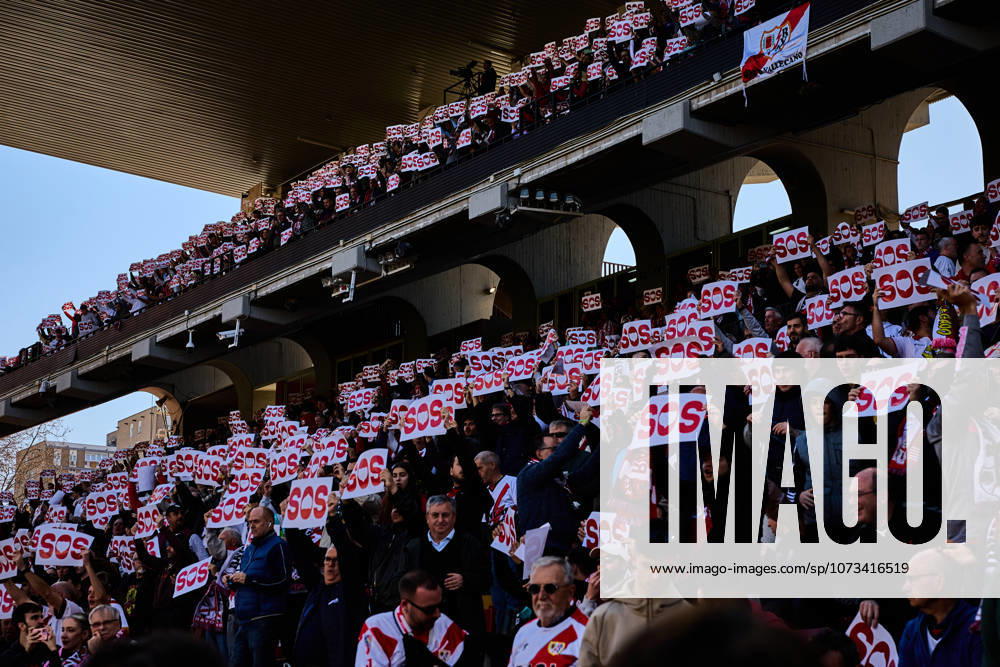 Rayo Vallecano vs Athletic Club de Bilbao - LaLiga EA Sports - 28 02 2026 Fans protest against Raul Martin Presa, president of Rayo Vallecano during the LaLiga EA Sports match between Rayo Vallecano and Athletic Club de Bilbao at Nuevo Vallecas Stadium on February 28, 2026 in Madrid, Spain. Madrid Spain