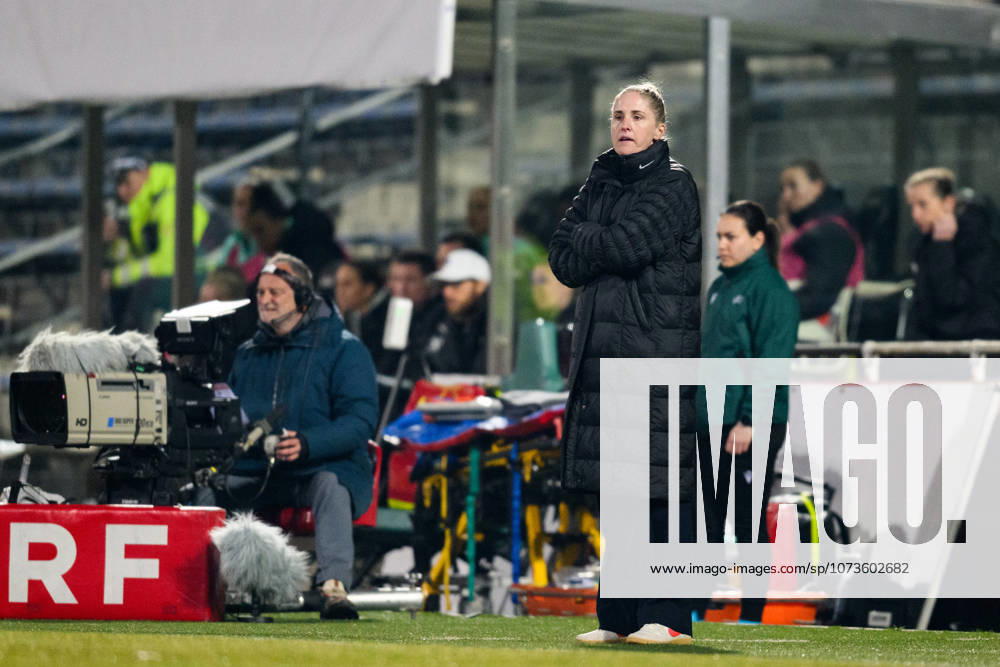 Head coach Gemma Grainger of Norway during the FIFA Women s World Cup Qualifier football match between Austria and Norway on March 3, 2026 in Vienna Photo Marius Simensen BILDBYRAN COP 238 MM0059 bbeng dam vm kval vm kvalifisering kvinner vm kvalik football fotball landskamp soccer fifa world cup qualifier norge norway austria osterrike