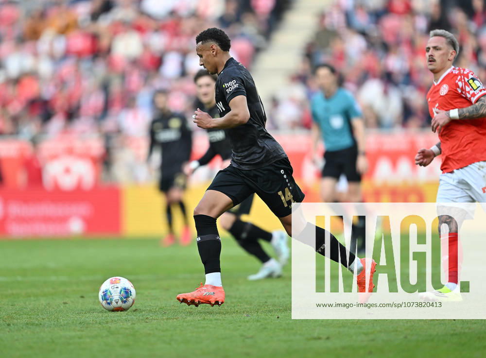 Soccer I Men I Season 2025 2026 I Bundesliga I 25 Matchday I 1 FSV Mainz 05 VFB Stuttgart I 07 03 2026 Luca Jaquez 14, VFB Stuttgart on the ball Mainz MEWA Arena Rheinland Pfalz Germany