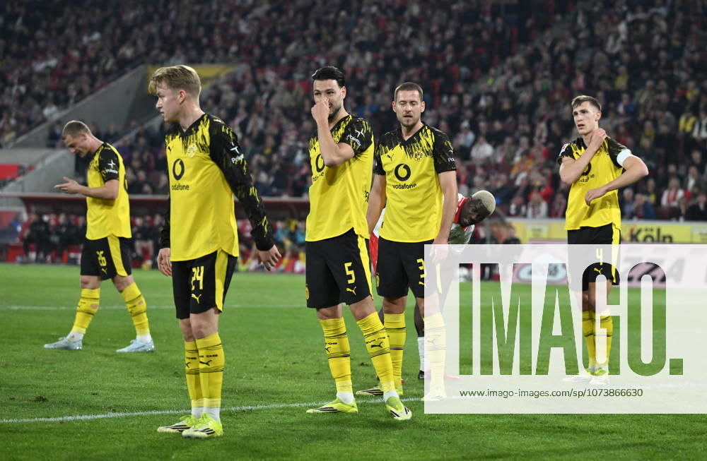 Nico Schlotterbeck Borussia Dortmund , Waldemar Anton Borussia Dortmund , Ramy Bensebaini Borussia Dortmund , Daniel Svensson Borussia Dortmund , Julian Ryerson Borussia Dortmund , v re 07 03 2026, Football 1 Bundesliga, Season 2025 2026, 25 Matchday, 1 FC Köln Borussia Dortmund 1 2 DFL regulations prohibit any use of photographs as image sequences and or quasi video Koeln RheinEnergieStadion Nordrhein Westfalen Germany Team2