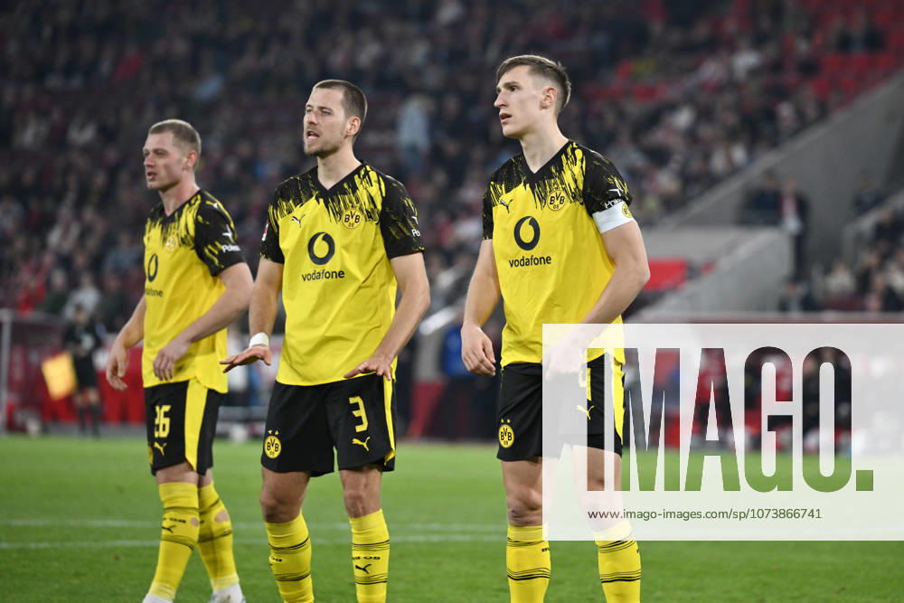 Nico Schlotterbeck Borussia Dortmund , Waldemar Anton Borussia Dortmund , Julian Ryerson Borussia Dortmund 07 03 2026, Football 1 Bundesliga, Season 2025 2026, 25 Matchday, 1 FC Köln Borussia Dortmund 1 2 DFL regulations prohibit any use of photographs as image sequences and or quasi video Koeln RheinEnergieStadion Nordrhein Westfalen Germany Team2