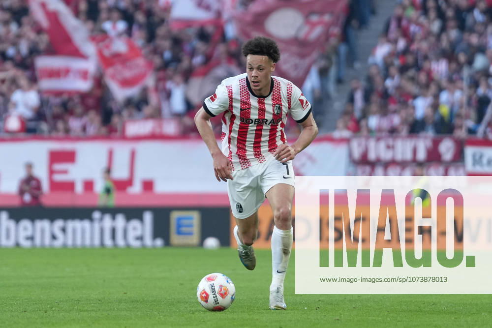 Derry Scherhant SC Freiburg, 07 am Ball , Germany, Soccer, 1 Bundesliga, 25 Matchday, 2025 2026, SC Freiburg vs Bayer 04 Leverkusen, 07 03 2026, Europa Park Stadion, Freiburg, Germany DFL REGULATIONS PROHIBIT ANY USE OF PHOTOGRAPHS AS IMAGE SEQUENCES AND OR QUASI VIDEO Freiburg Europa Park Stadion Baden Württemberg Germany
