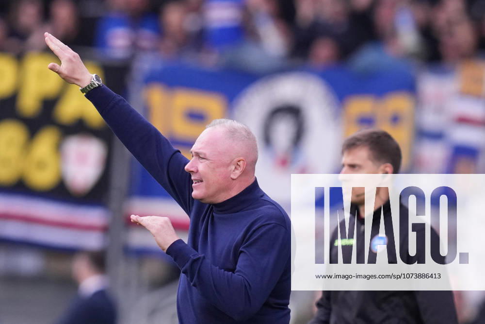Frosinone s head coach Massimiliano Alvini during the Serie BKT soccer match between Frosinone and Sampdoria at the Frosinone Benito Stirpe stadium, Italy - Sunday, March 8, 2026 - Soccer ( Photo by Alfredo Falcone LaPresse )