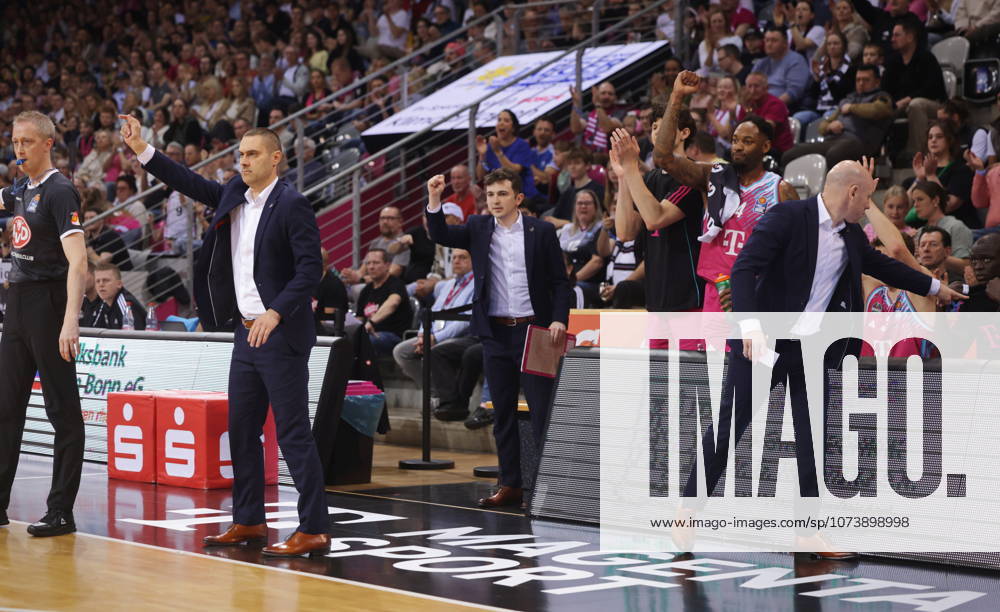 Coach Marko Stankovic Telekom Baskets Bonn vs SYNTAINICS MBC 23 Speiltag season 2025 26