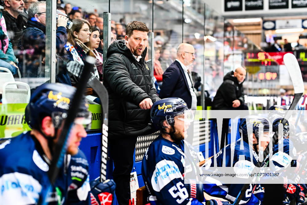 Jannu Kujala Co Coach, Assistant Coach, Performance Coach, Iserlohn Roosters , GER, Iserlohn Roosters vs Fischtown Pinguins Bremerhaven, Ice Hockey, Penny DEL, 50 Matchday, Season 2025 2026, 08 03 2026, GER, Iserlohn Roosters vs Fischtown Pinguins Bremerhaven, Ice Hockey, Penny DEL, 50 Matchday, Season 2025 2026, 08 03 2026 Iserlohn