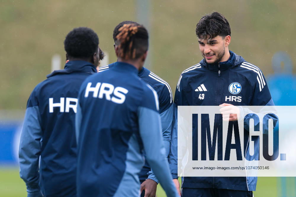 Soccer training of FC Schalke 04 Mertcan Ayhan FC Schalke 04 Gelsenkirchen training ground FC Schalke 04 NRW Germany xRHR PHOTO YYx