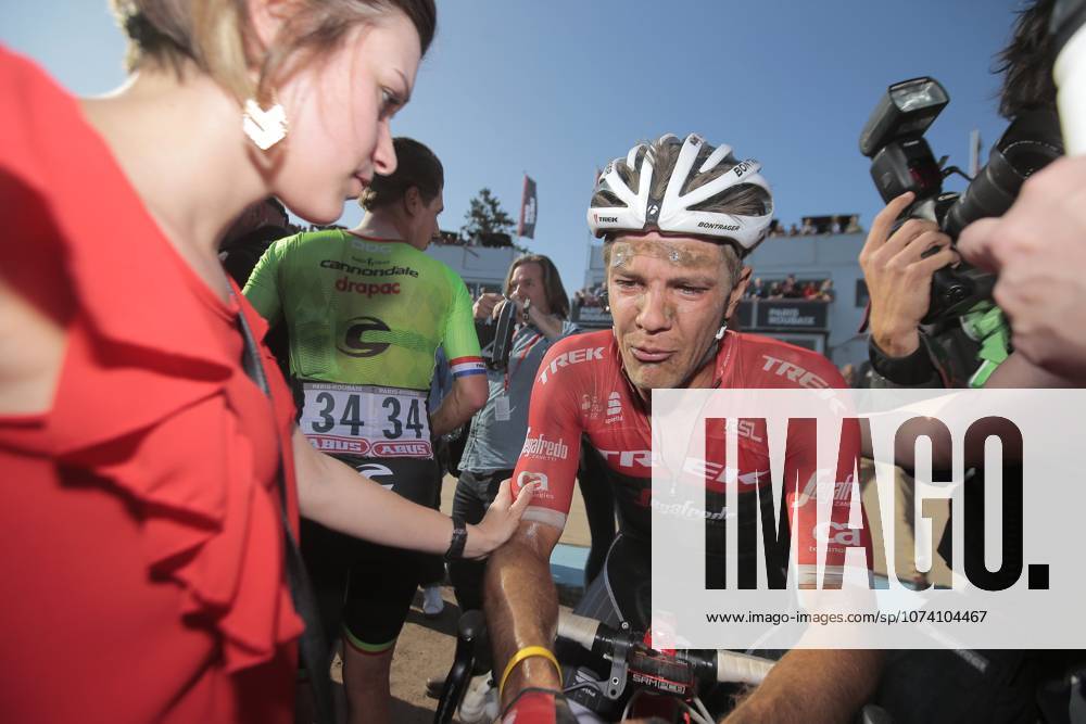 Road cycling, Rad, Radsport, Strasse illustration pictures ROUBAIX, FRANCE - APRIL 9 : STUYVEN Jasper (BEL) Rider of TREK - SEGAFREDO during the 115th UCI World Tour Paris - Roubaix cycling race with start in Compiegne and finish at the Velodrome Andre-Petrieux in Roubaix on April 09, 2017 in Roubaix, France, 9 04 17 Roubaix France