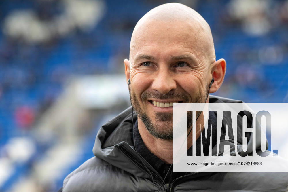 Coach Christian Ilzer TSG 1899 Hoffenheim Germany, Sinsheim, 14 03 2026, Football, Bundesliga TSG 1899 Hoffenheim vs VfL Wolfburg, Season 2025 2026, Matchday 26, PreZero Arena DFL DFB REGULATIONS PROHIBIT ANY USE OF PHOTOGRAPHS AS IMAGE SEQUENCES AND OR QUASI VIDEO