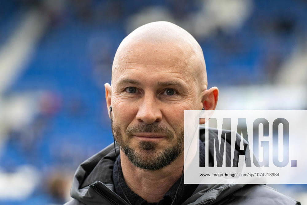 Coach Christian Ilzer TSG 1899 Hoffenheim Germany, Sinsheim, 14 03 2026, Football, Bundesliga TSG 1899 Hoffenheim vs VfL Wolfburg, Season 2025 2026, Matchday 26, PreZero Arena DFL DFB REGULATIONS PROHIBIT ANY USE OF PHOTOGRAPHS AS IMAGE SEQUENCES AND OR QUASI VIDEO