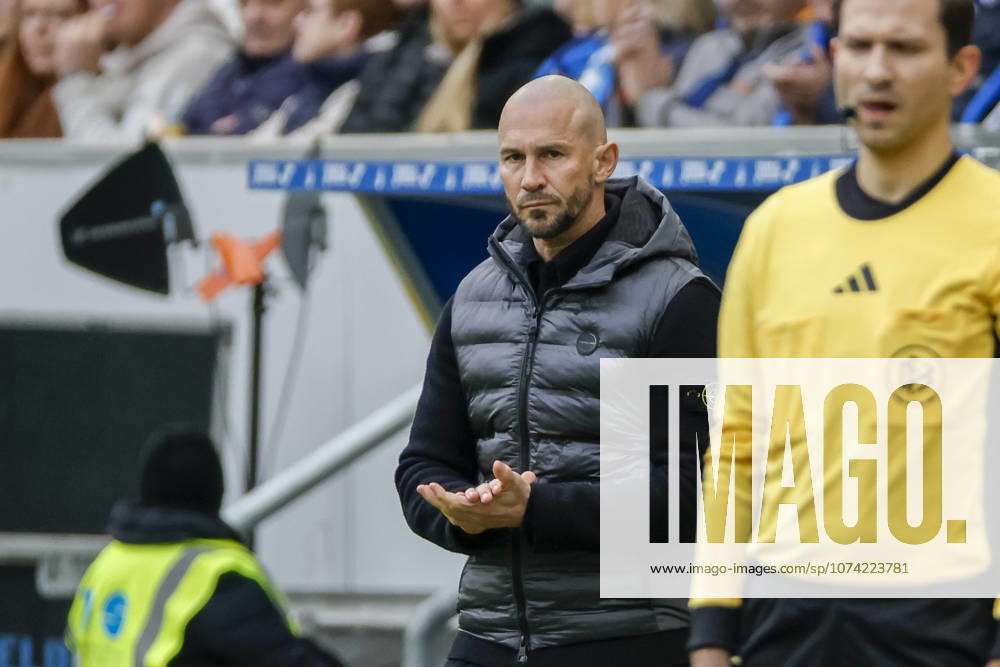 Christian Ilzer TSG Hoffenheim, Coach , Germany, Soccer, 1 Bundesliga, Matchday 26, 2025 2026, TSG Hoffenheim vs VfL Wolfsburg, 14 03 2026, Sinsheim PreZero Arena Germany