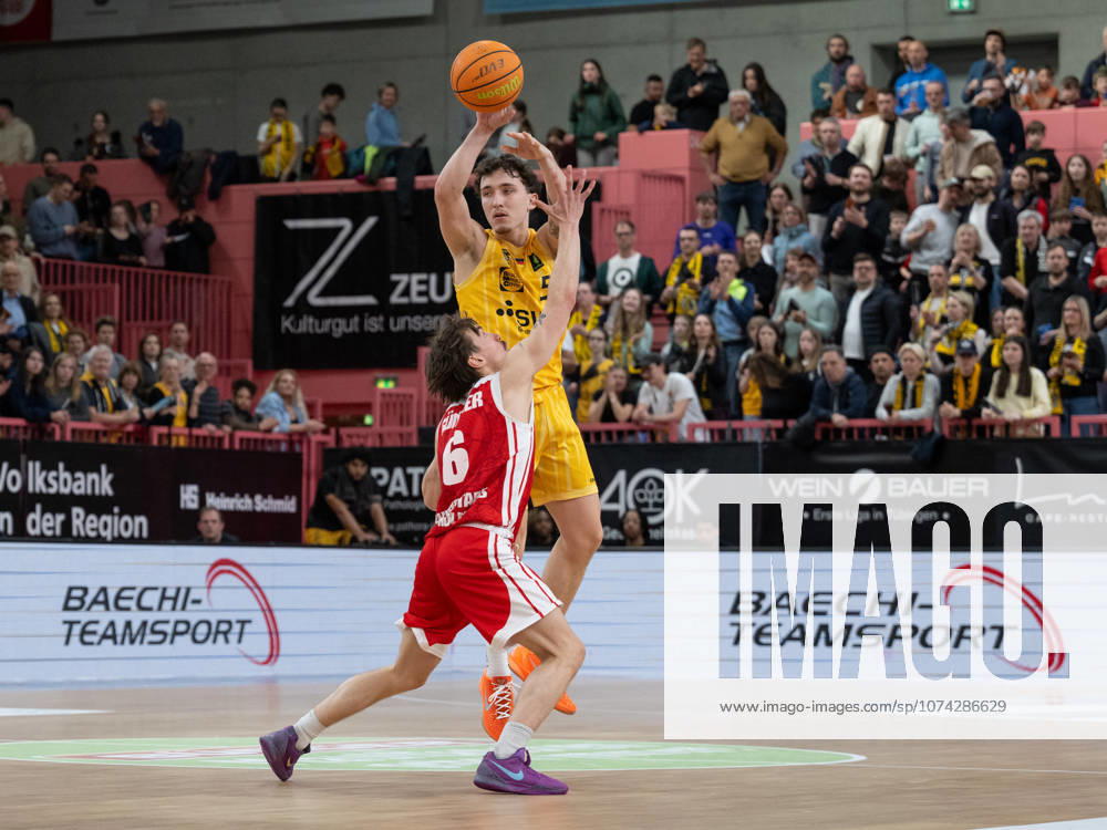 V li Jasper Guenther RheinStars Koeln, 06 , Kaya Bayram Tigers Tuebingen 05 GER, Tigers Tuebingen vs RheinStars Koeln, Men, Barmer 2 Basketball Bundesliga, ProA, Matchday 27, Season 2025 2026, 14 03 2026, GER, Tigers Tuebingen vs RheinStars Koeln, Men, Barmer 2 Basketball Bundesliga, ProA, Matchday 27, Season 2025 2026, 14 03 2026 Tuebingen