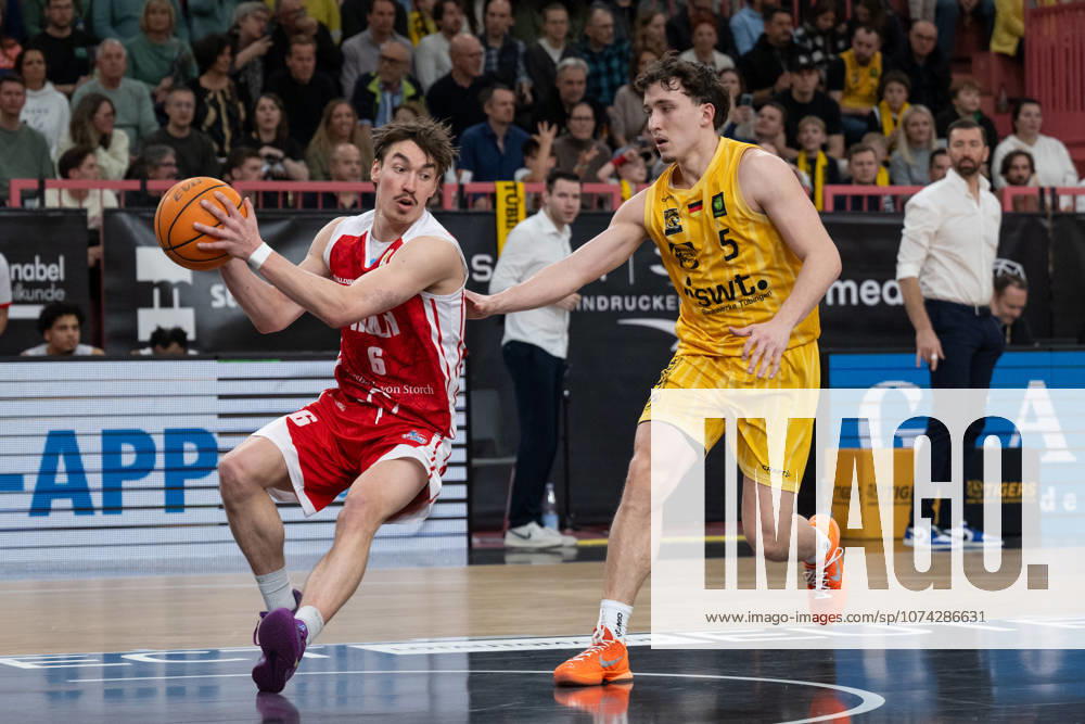 V li Jasper Guenther RheinStars Koeln, 06 , Kaya Bayram Tigers Tuebingen 05 GER, Tigers Tuebingen vs RheinStars Koeln, Men, Barmer 2 Basketball Bundesliga, ProA, Matchday 27, Season 2025 2026, 14 03 2026, GER, Tigers Tuebingen vs RheinStars Koeln, Men, Barmer 2 Basketball Bundesliga, ProA, Matchday 27, Season 2025 2026, 14 03 2026 Tuebingen
