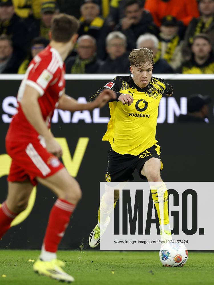 DORTMUND - Daniel Svensson of Borussia Dortmund during the Bundesliga match between Borussia Dortmund and FC Bayern Munich at the Signal Iduna Park stadium on 28 February 2025 in Dortmund, Germany. MAURICE VAN STEEN ANP Bundesliga 2025-2026 ANPxSportx xMauricexvanxSteenxIVx 553657980 originalFilename: 553657980
