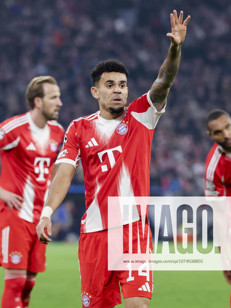 Luis Diaz FC Bayern Muenchen gestures, UEFA Champions League 2025 26 Round of 16 Second Leg, FC Bayern Munich v Atalanta BC, Football Arena Munich, March 18, 2026 in Munich, Germany Photo by Marco Steinbrenner DeFodi Images Luis Diaz FC Bayern Muenchen gestures, UEFA Champions League 2025 26 Round of 16 Second Leg, FC Bayern Munich v Atalanta BC, Football Arena Munich, March 18, 2026 in Munich, Germany Photo by Marco Steinbrenner DeFodi Images