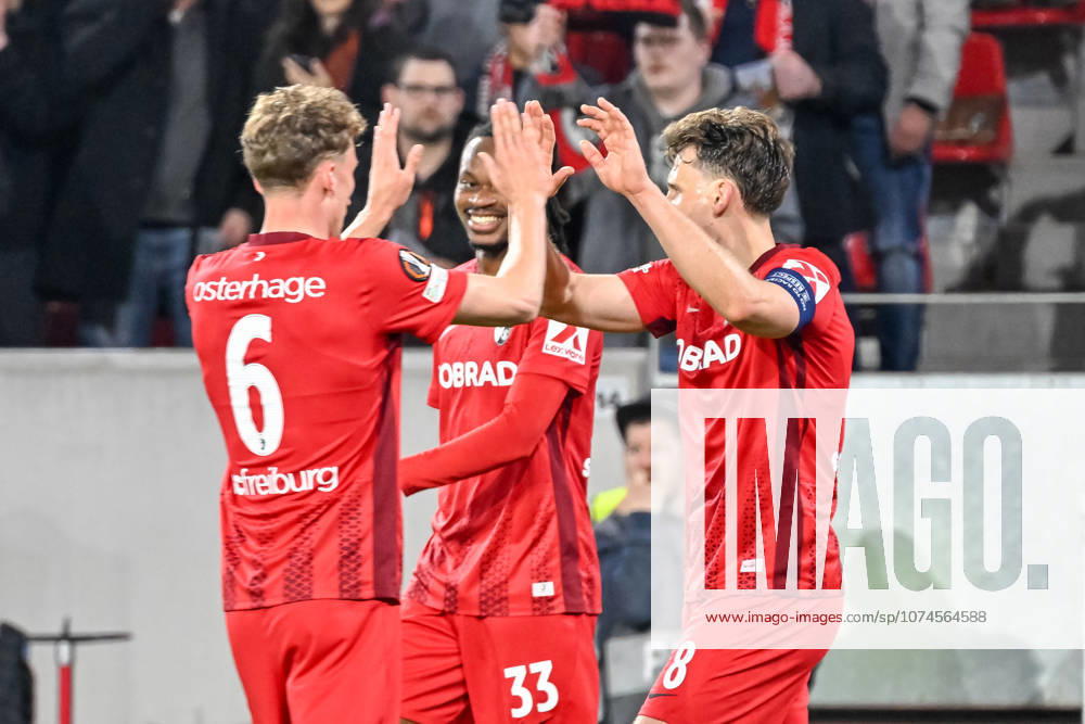Celebration for the 5-1 goal by Maximilian Eggestein SC Freiburg, 08 with Patrick Osterhage SC Freiburg, 06 and Jordy Makengo SC Freiburg, 33 GER, SC Freiburg KRC Genk, Football, Europa League, round of 16, 2025 2026 season, 19 03 2026 GER, SC Freiburg KRC Genk, Football, Europa League, round of 16, 2025 2026 season, 19 03 2026 Freiburg