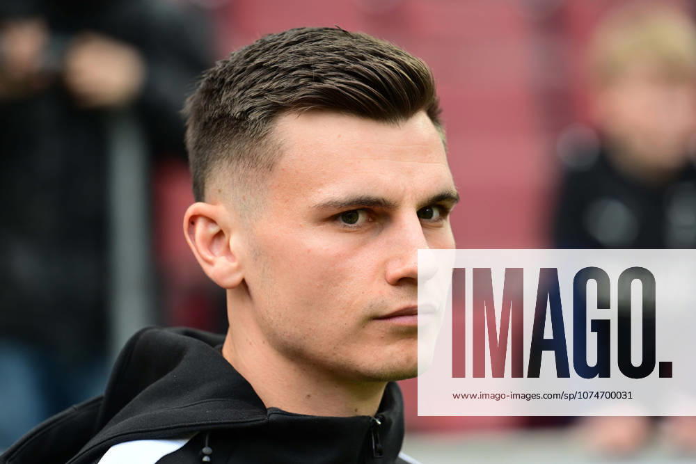 Cologne Football, Men, Season 2025 2026, 1 FC Koeln vs Borussia Moenchengladbach Yannik Engelhardt Gladbach DFL regulations prohibit any use of photographs as image sequences and or quasi video Rhein Energie Stadion NRW Germany