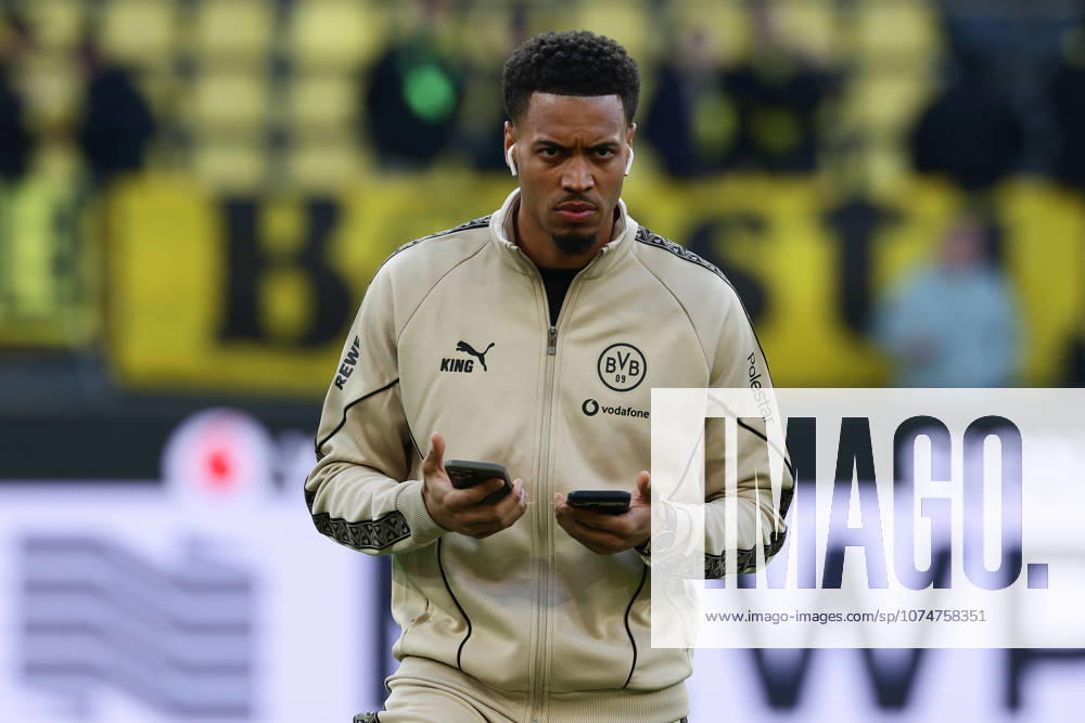 Dortmund, Germany, 21 03 26, Felix Nmecha Borussia Dortmund during the match of the 1 Bundesliga between Borussia Dortmund Hamburger SV at Signal Iduna Park in Dortmund Photo by Joachim Bywaletz DFB DFL REGULATIONS PROHIBIT ANY USE OF PHOTOGRAPHS AS IMAGE SEQUENCES AND OR QUASI VIDEO