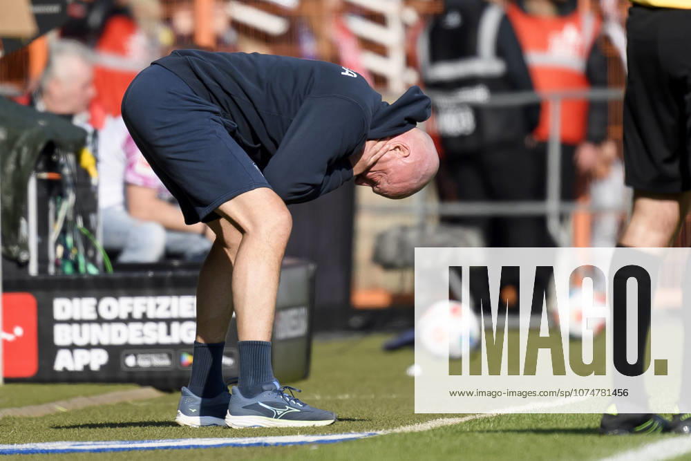 Coach Uwe Roesler VfL Bochum looks dejected during the 2 Bundesliga match between VfL Bochum and Holstein Kiel at Vonovia Ruhrstadion on March 22, 2026 in Bochum, Germany, Germany Photo by Max Maiwald DeFodi Images Coach Uwe Roesler VfL Bochum looks dejected during the 2 Bundesliga match between VfL Bochum and Holstein Kiel at Vonovia Ruhrstadion on March 22, 2026 in Bochum, Germany Photo by Max Maiwald DeFodi Images Photo by Max Maiwald DeFodi Images