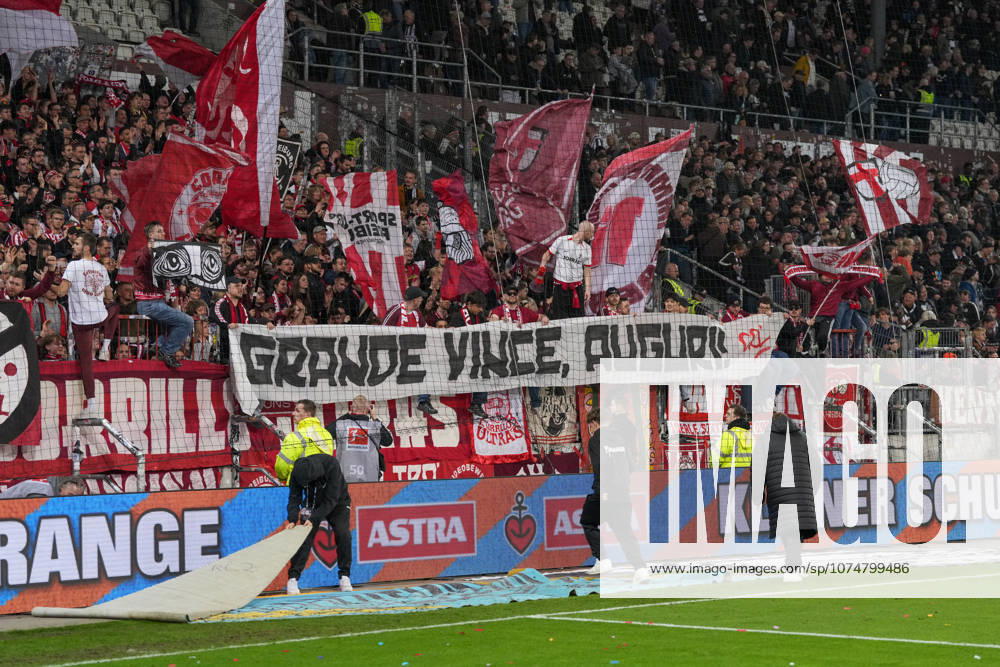 Banner of the fans and Ultras in the stands, banner for Vincenzo Grifo SC Freiburg, 32 , Germany, Football, 1 Bundesliga, 27 Matchday, 2025 2026, FC St Pauli vs SC Freiburg, 22 03 2026, Millerntor Stadion, Hamburg, Germany DFL REGULATIONS PROHIBIT ANY USE OF PHOTOGRAPHS AS IMAGE SEQUENCES AND OR QUASI VIDEO Hamburg Millerntor Stadion Hamburg Germany