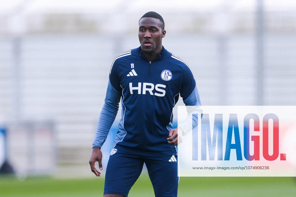 Football, Training of FC Schalke 04 Bryan Lasme FC Schalke 04 Gelsenkirchen Training ground FC Schalke 04 NRW Germany xRHR PHOTO YYx
