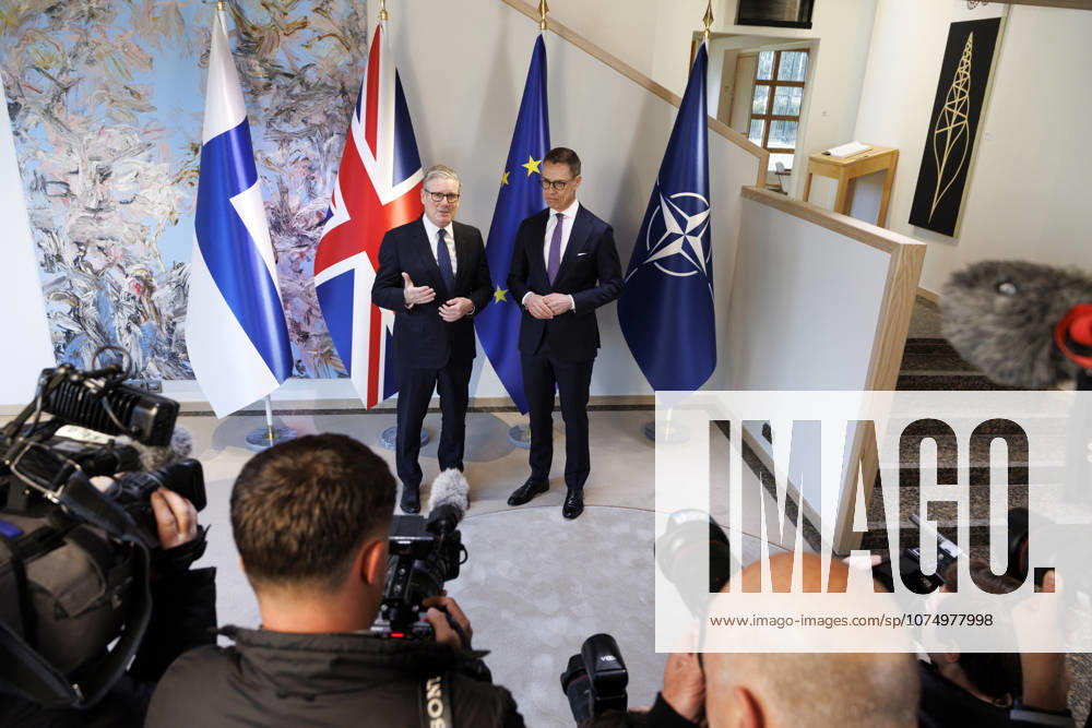 LKS 20260326 President of the Republic of Finland Alexander Stubb (right) meets with Britain s Prime Minister Keir Starmer prior the Joint Expeditionary Force JEF Leaders’ Summit in Helsinki, Finland on March 26, 2026. The topics on the agenda include support from the JEF countries to Ukraine and the overall security situation in Europe. - SEPPO SAMULI helsinki Finland Zkn4x0_YAHw