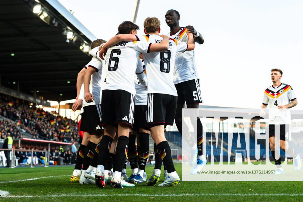 Germany U21 European Championship Qualification 2025 2026, Germany U21 vs Northern Ireland U21, Friday 27 03 2026, Eintracht Stadion Braunschweig DFB U21 Nationalmannschaft Goal for 1 0 by Nicolò Tresoldi Penalty kick Cheers Joy Emotions Goal celebration Tom Bischof Aljoscha Kemlein Joshua Quarshie