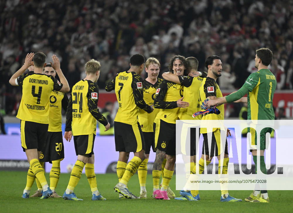 After the end of the match final cheers, joy, happiness, jubilation BVB Borussia Dortmund VfB Stuttgart vs Borussia Dortmund BVB 04 04 2026 DFL REGULATIONS PROHIBIT ANY USE OF PHOTOGRAPHS AS IMAGE SEQUENCES AND OR QUASI VIDEO VfB Stuttgart vs Borussia Dortmund BVB