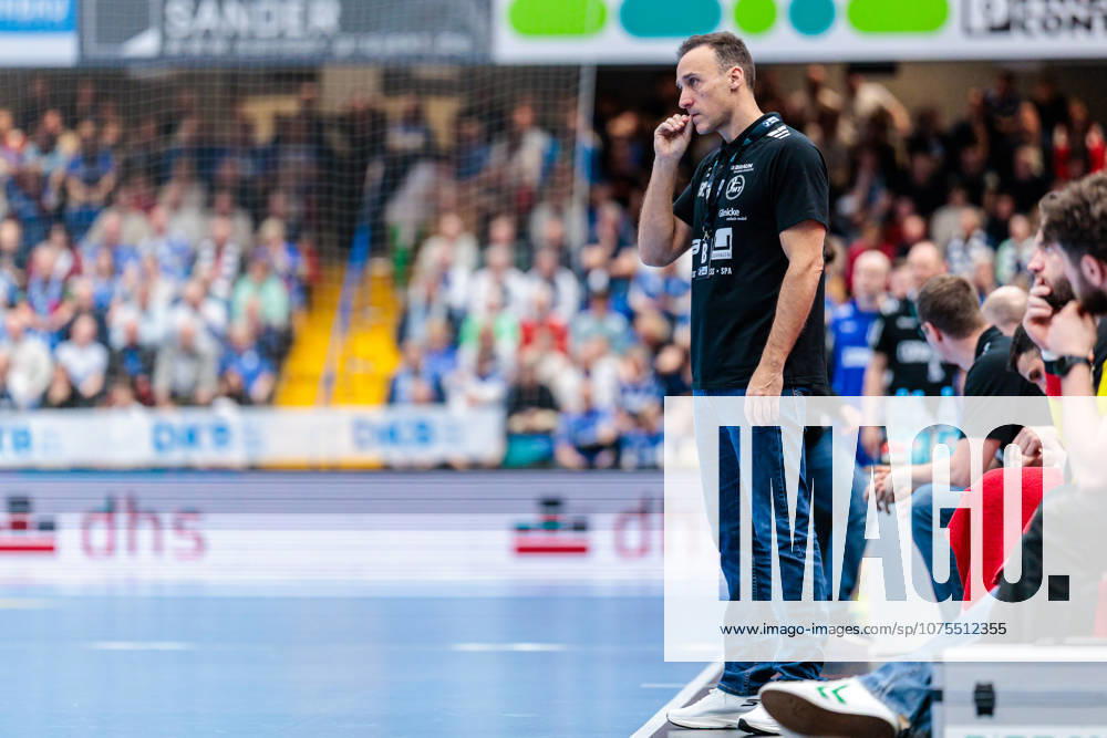 Roberto Garcia Parrondo MT Melsungen, Coach GER, TBV Lemgo Lippe vs MT Melsungen, Handball, 1 Bundesliga, Matchday 27, Season 2025 2026, 04 04 2026 GER, TBV Lemgo Lippe vs MT Melsungen, Handball, 1 Bundesliga, Matchday 27, Season 2025 2026, 04 04 2026 Lemgo