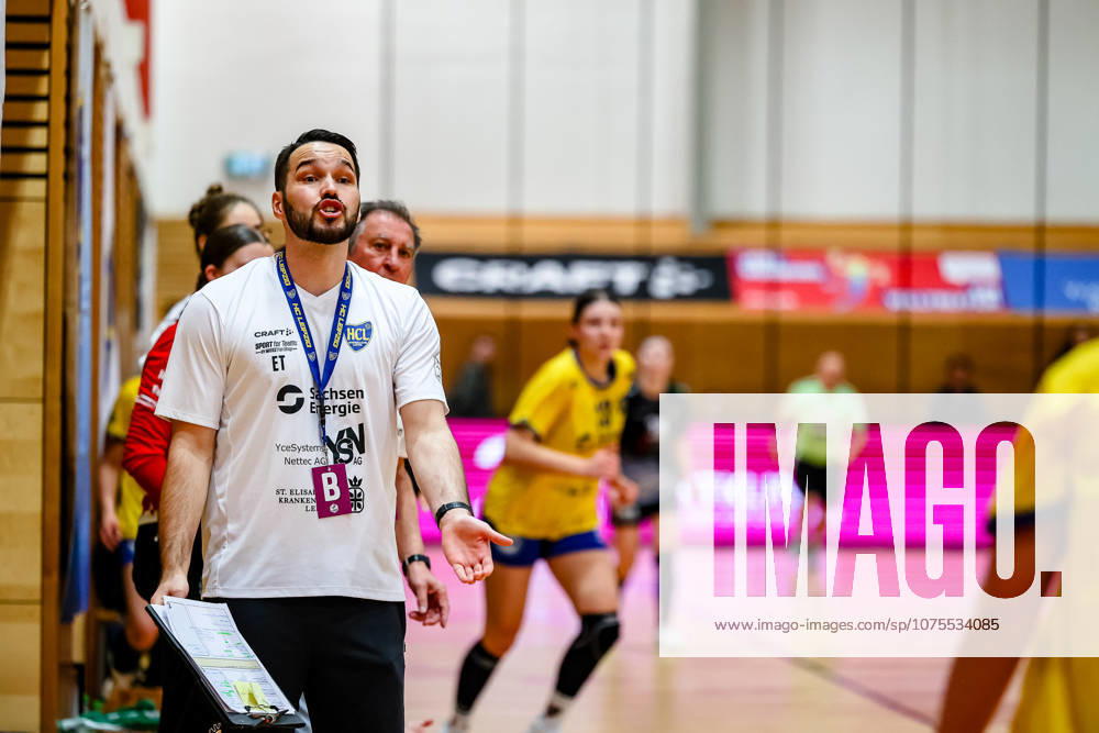 Erik Toepfer HC Leipzig, Head Coach gives instructions, gestures, HC Leipzig vs HC Roedertal, Handball, 2 Alsco Handball Bundesliga Women, Matchday 05, Season 2025 2026, 05 04 2026, HC Leipzig vs HC Roedertal, Handball, 2 Alsco Handball Bundesliga Women, Matchday 05, Season 2025 2026, 05 04 2026 Leipzig