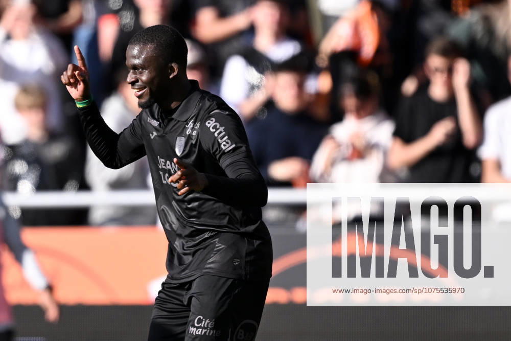 FC Lorient v Paris FC - Ligue 1 McDonald s 2025 2026 12 Bamba DIENG (fcl) during the Ligue 1 McDonald s match between Lorient and Paris at Stade du Moustoir on April 5, 2026 in Lorient, France. Lorient France