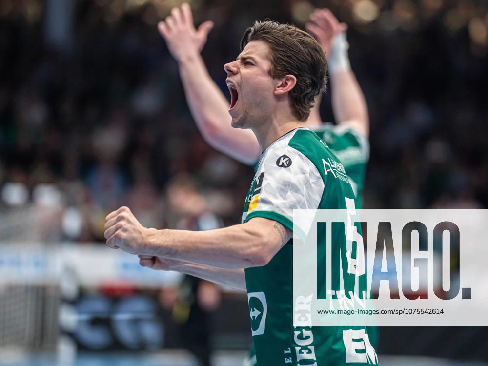 Rutger ten Velde Frisch Auf Goeppingen, 05 cheers loudly, Frisch Auf Goeppingen vs SC Magdeburg, Handball, 1 Bundesliga, Men, 2025 2026 season, 05 04 2026, Frisch Auf Goeppingen vs SC Magdeburg, Handball, 1 Bundesliga, Men, 2025 2026 season, 05 04 2026 Goeppingen