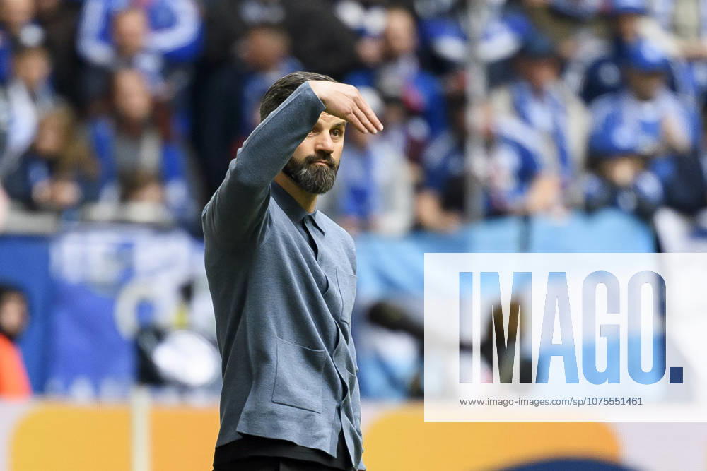 Coach Miron Muslic FC Schalke gestures during the 2 Bundesliga match between FC Schalke 04 and Karlsruher SC, Veltins Arena on April 05, 2026 in Gelsenkirchen, Germany Photo by Max Maiwald DeFodi Images Trainer Miron Muslic FC Schalke gestures during the 2 Bundesliga match between FC Schalke 04 and Karlsruher SC at Veltins Arena on April 5, 2026 in Gelsenkirchen, Germany Photo by Max Maiwald DeFodi Images Photo by Max Maiwald DeFodi Images