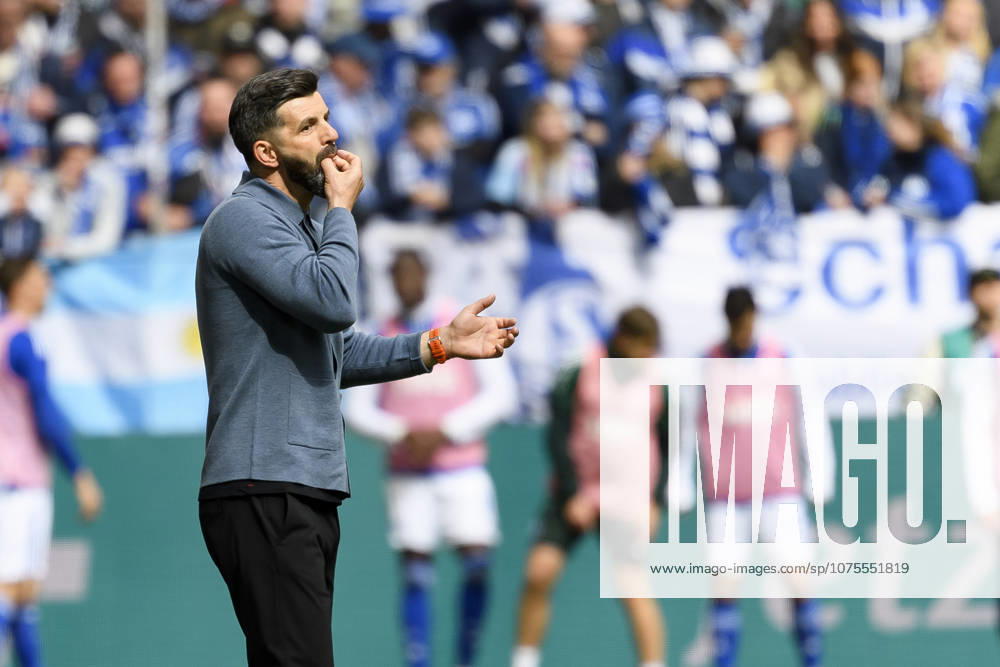 Coach Miron Muslic FC Schalke gestures during the 2 Bundesliga match between FC Schalke 04 and Karlsruher SC, Veltins Arena on April 05, 2026 in Gelsenkirchen, Germany Photo by Max Maiwald DeFodi Images Trainer Miron Muslic FC Schalke gestures during the 2 Bundesliga match between FC Schalke 04 and Karlsruher SC at Veltins Arena on April 5, 2026 in Gelsenkirchen, Germany Photo by Max Maiwald DeFodi Images Photo by Max Maiwald DeFodi Images