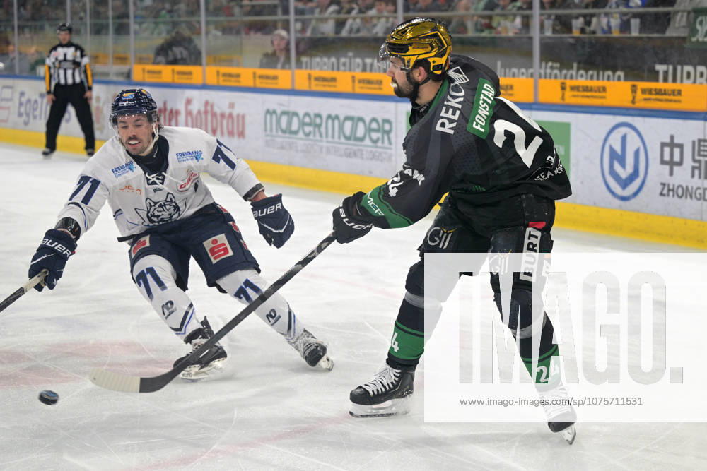 Cole Fonstad Bietigheim Steelers, 24 on the puck in a duel with Tristan Keck EC Kassel Huskies, 71 Bietigheim Steelers vs EC Kassel Huskies, Ice Hockey, DEL 2, PlayOff Game 4, Season 2025 2026, 08 04 2026 Bietigheim Steelers vs EC Kassel Huskies, Ice Hockey, DEL 2, PlayOff Game 4, Season 2025 2026, 08 04 2026 Bietigheim