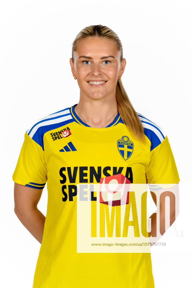 Amanda Nilden of the Swedish women s national football team poses for a portrait on April 9, 2026 in Gothenburg Photo Carl Sandin BILDBYRAN code CS CS0925 fotboll football soccer fotball porträtt portraits sverige sweden dam bbeng