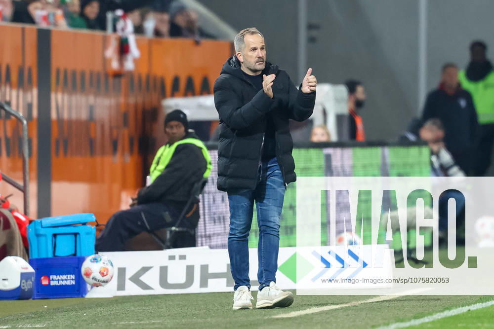 Manuel Baum FC Augsburg, Head Coach , GER, FC Augsburg vs TSG 1899 Hoffenheim, Football, Bundesliga, Matchday 29, Season 2025 2026, 10 04 2026, , GER, FC Augsburg vs TSG 1899 Hoffenheim, Football, Bundesliga, Matchday 29, Season 2025 2026, 10 04 2026 Augsburg