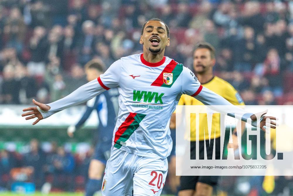 Goal celebration, cheers after his goal to 1 0 by Alexis Claude Maurice FC Augsburg , FC Augsburg vs VfB Stuttgart, Soccer, 1 Bundesliga, 27 Matchday, 22 03 2026 DFB regulations prohibit any use of photographs as image sequences and or quasi video