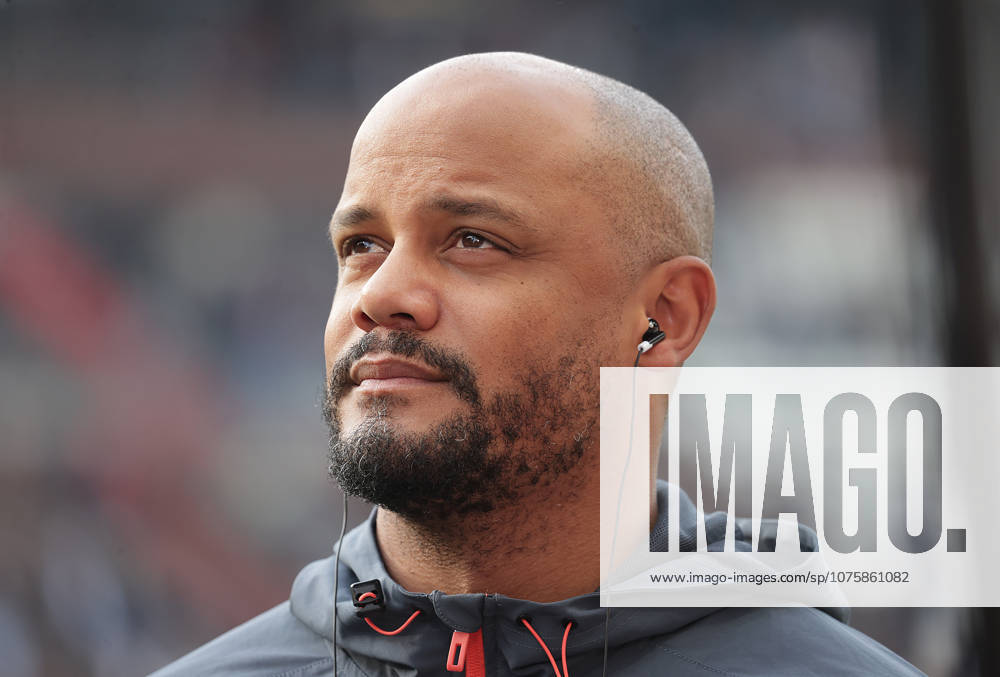 Head Coach Vincent Kompany FC Bayern Muenchen Football, 1 BL, Season 2025 2026, Men, FC St Pauli vs FC Bayern Muenchen, Matchday 29, Millerntorstadion Hamburg DFL REGULATIONS PROHIBIT ANY USE OF PHOTOGRAPHS AS IMAGE SEQUENCES AND OR QUASI VIDEO