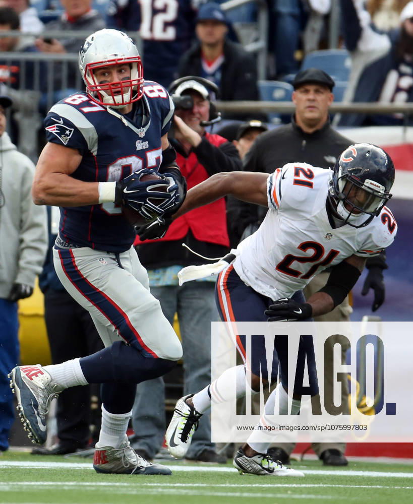 Oct. 26, 2014 - Foxborough, MA, USA - New England Patriots tight end Rob Gronkowski (87) pushes away Chicago Bears strong safety Ryan Mundy (21) on his way to a touchdown in the third quarter Sunday, Oct. 26, 2014 at Gillette Stadium in Foxborough, Mass. The Patriots defeated the Bears 51-23.